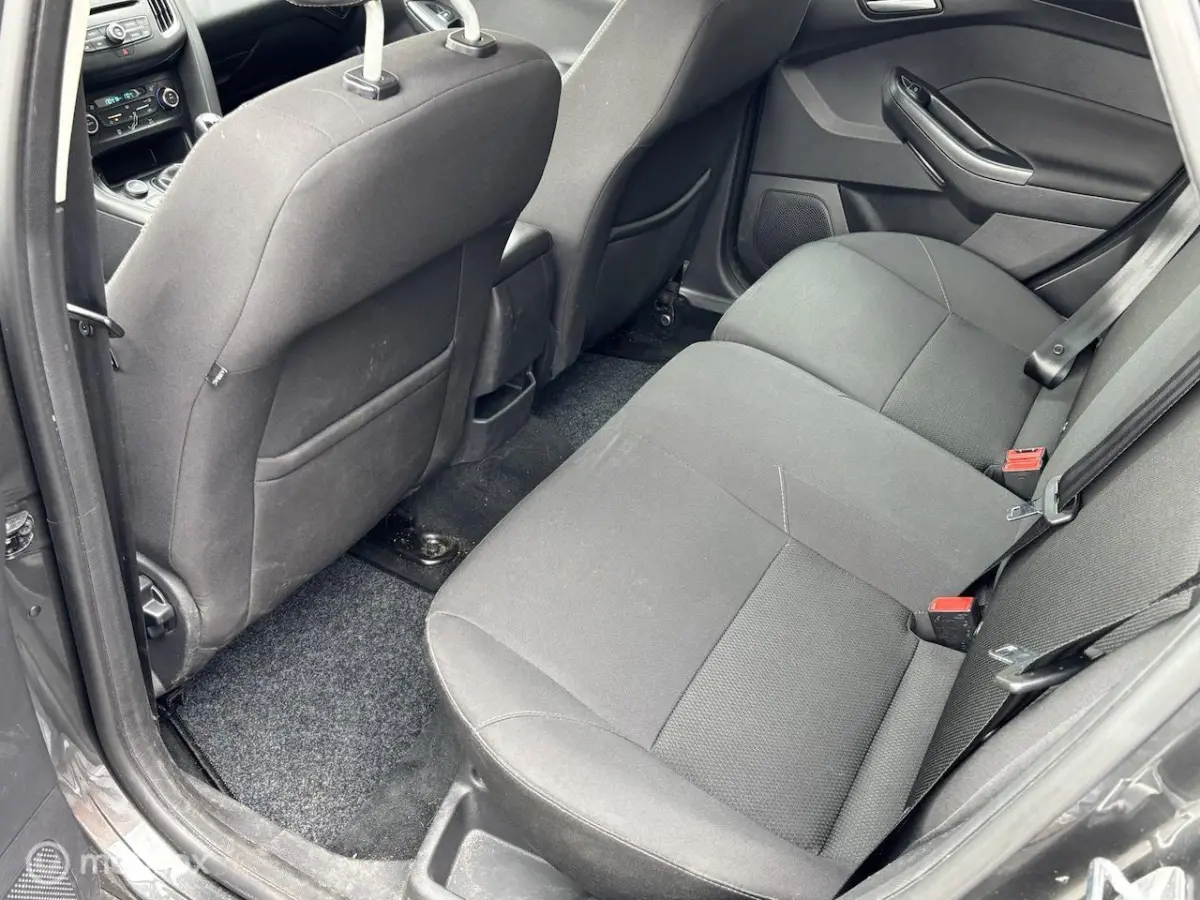 1.0 Lease Edition | Clima | Cruise | Apple Carplay/Android Auto | PDC Achter | RIJ