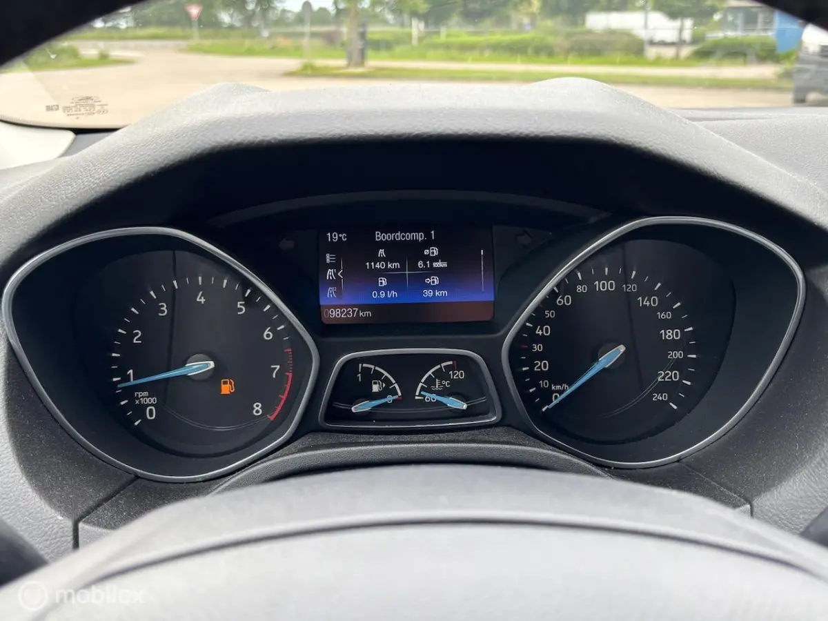 1.0 Lease Edition | Clima | Cruise | Apple Carplay/Android Auto | PDC Achter | RIJ