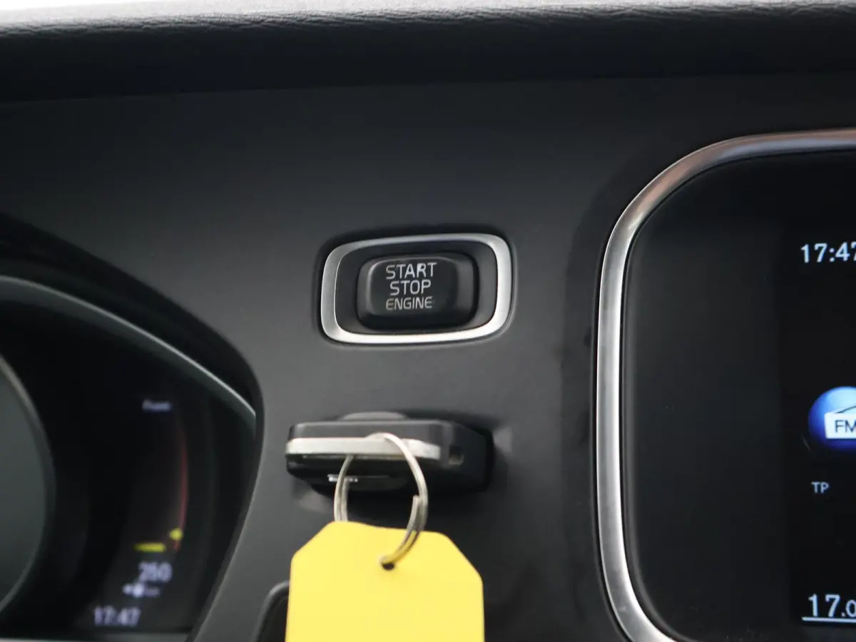 1.5 T3 NORDIC+ 152 PK AUT. *DEALER ONDERHOUDEN* + LED | STOELVERW. | NAVIGATIE