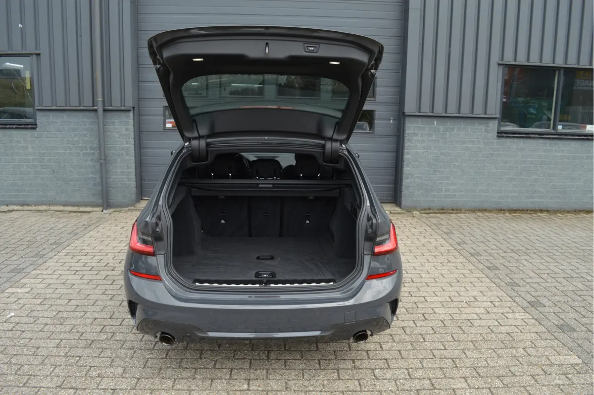 320i High Executive Edition | M-PAKKET | ORG. NL |