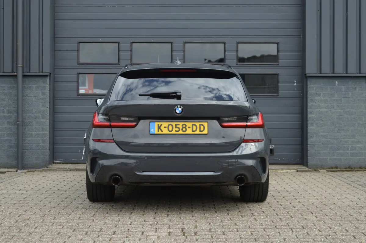 320i High Executive Edition | M-PAKKET | ORG. NL |