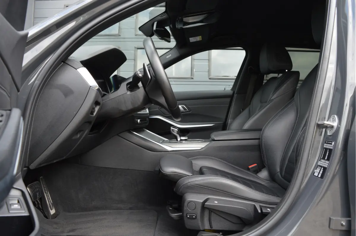 320i High Executive Edition | M-PAKKET | ORG. NL |