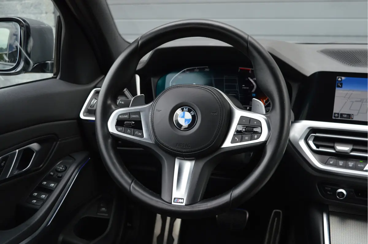 320i High Executive Edition | M-PAKKET | ORG. NL |