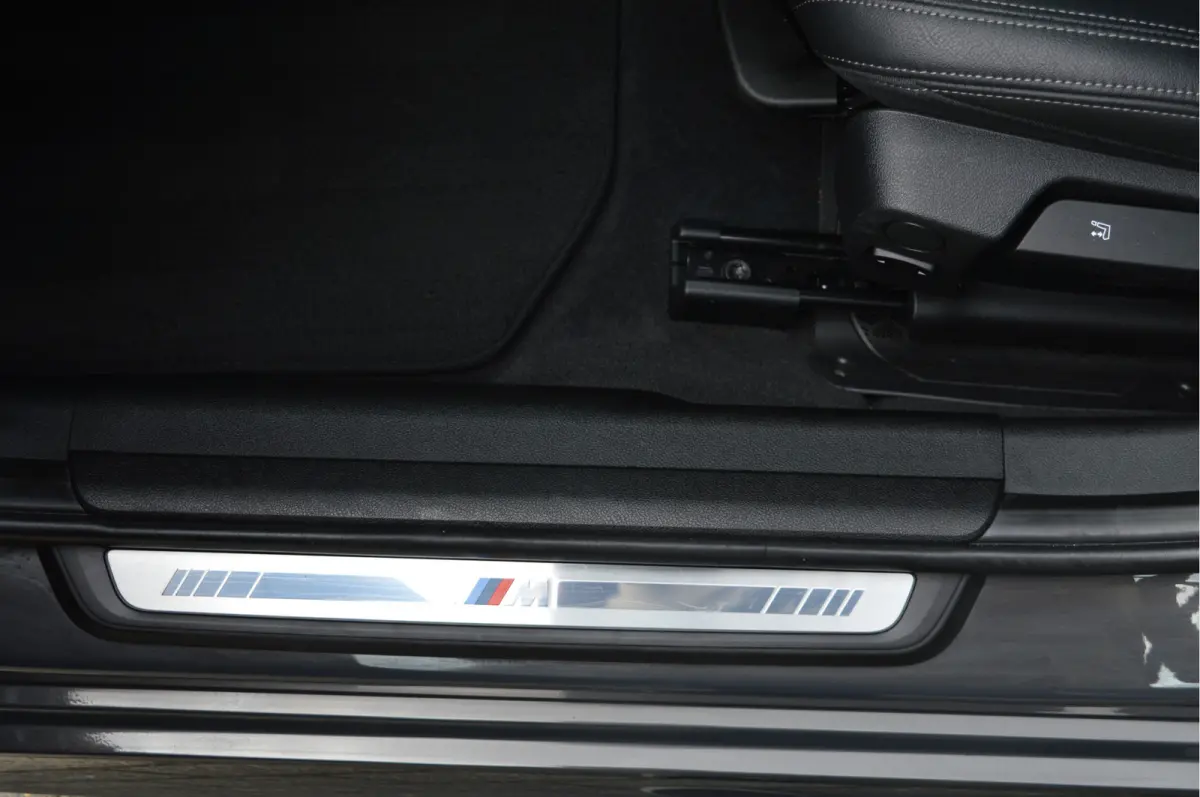320i High Executive Edition | M-PAKKET | ORG. NL |