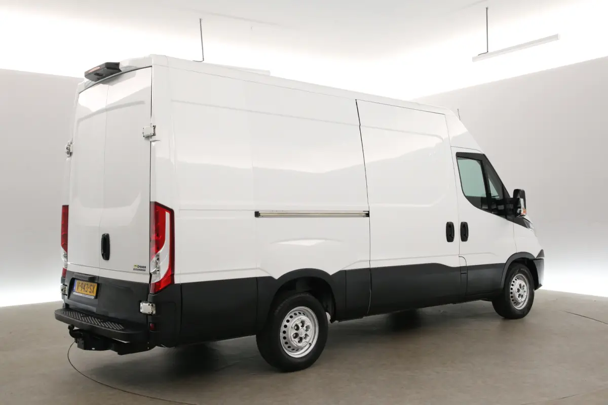 35S15V 2.3 352 L2H2 | 3500KG Trekgew. | Trekhaak | Airco | 3 Zits