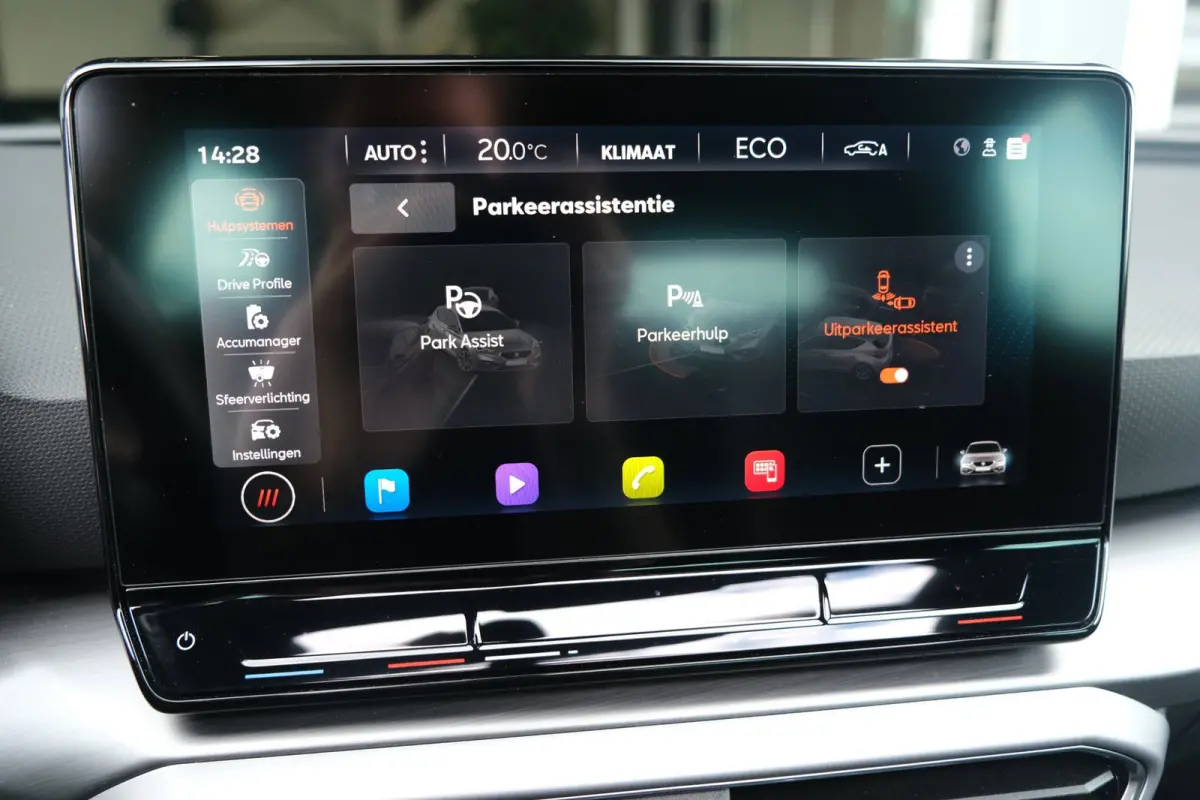 1.4 TSI eHybrid PHEV FR 204PK Pano Alcantara Led Cam Memory Navi