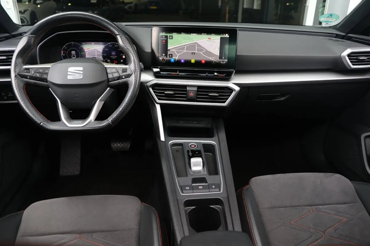 1.4 TSI eHybrid PHEV FR 204PK Pano Alcantara Led Cam Memory Navi