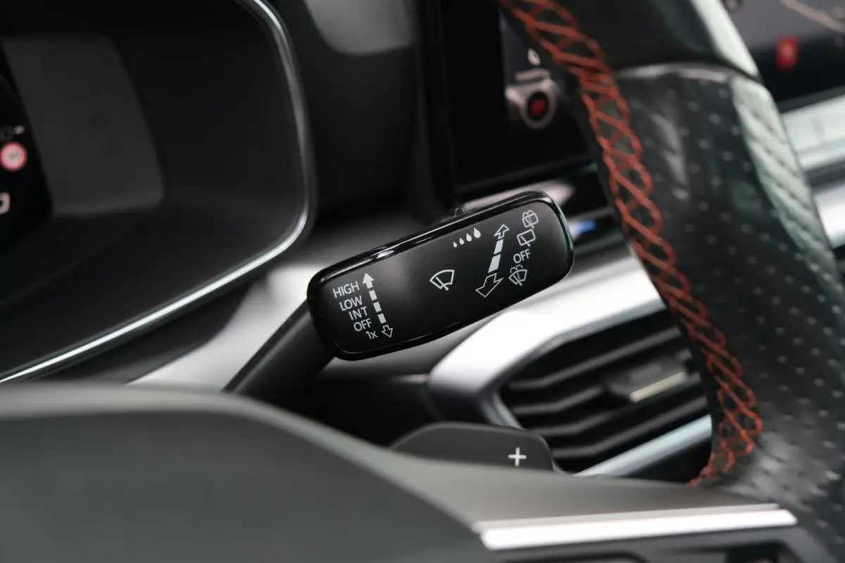 1.4 TSI eHybrid PHEV FR 204PK Pano Alcantara Led Cam Memory Navi