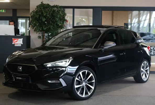 1.4 TSI eHybrid PHEV FR 204PK Pano Alcantara Led Cam Memory Navi