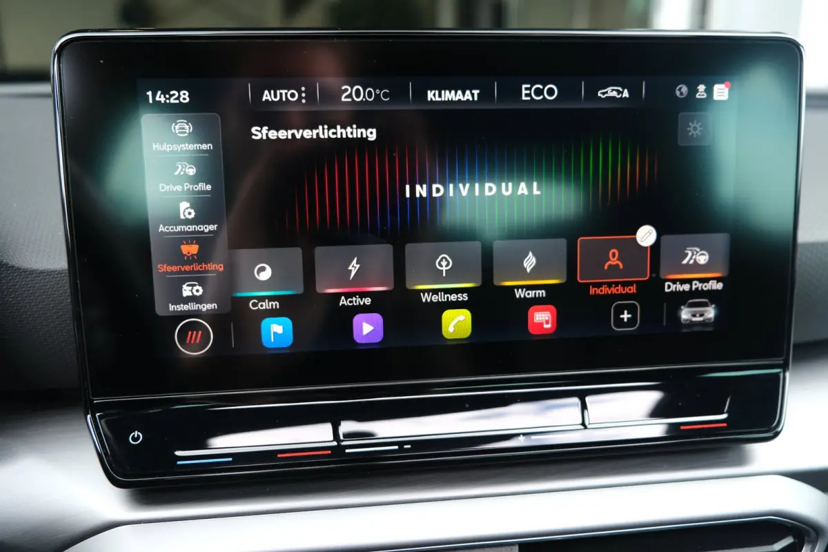 1.4 TSI eHybrid PHEV FR 204PK Pano Alcantara Led Cam Memory Navi