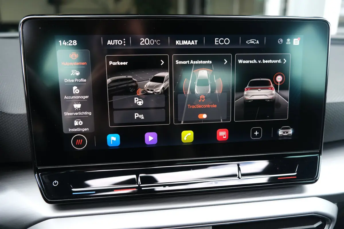 1.4 TSI eHybrid PHEV FR 204PK Pano Alcantara Led Cam Memory Navi