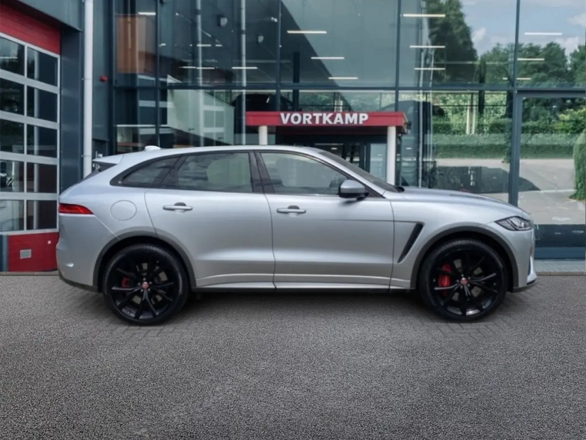 5.0 V8 SVR AWD 360-CAM/GLAS-DAK/ELEK-KLEP/MERIDIAN/DIG-DASH/HUD/22INCH
