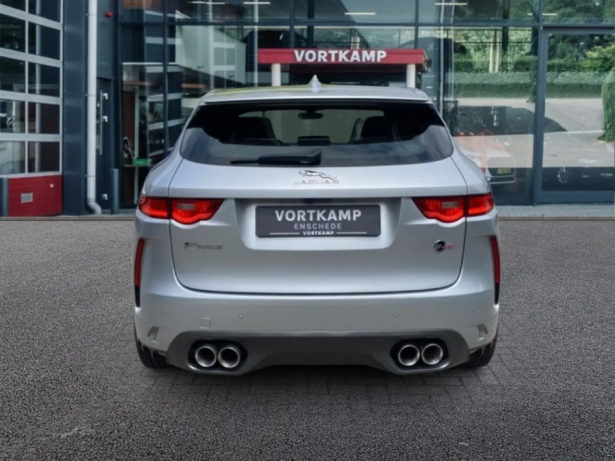 5.0 V8 SVR AWD 360-CAM/GLAS-DAK/ELEK-KLEP/MERIDIAN/DIG-DASH/HUD/22INCH