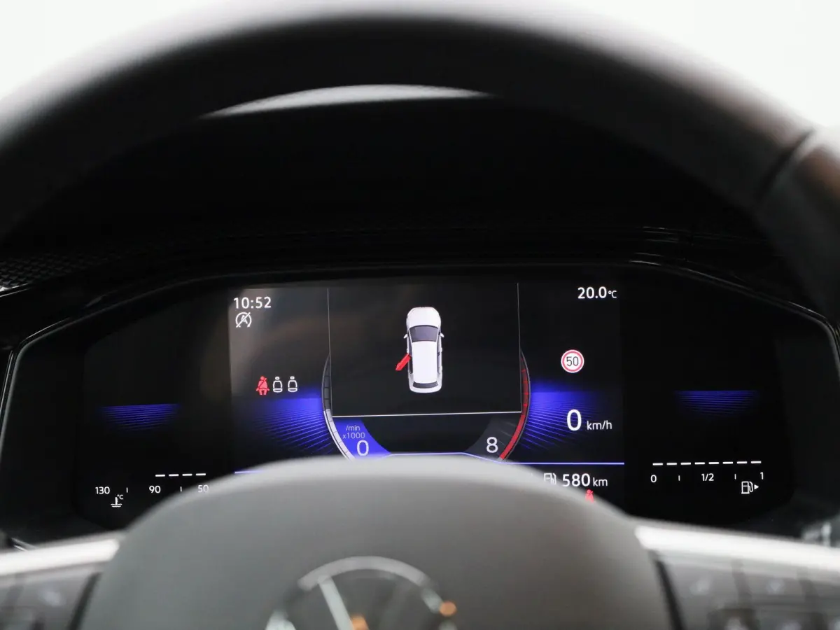 1.0 TSI Life Edition 95 PK | EM | Navigatie | Camera | Parkeersensoren | Adaptive Cruise Control | Apple Carplay | Android Auto | Privacy glas | LED | DAB | Digital Cockpit |