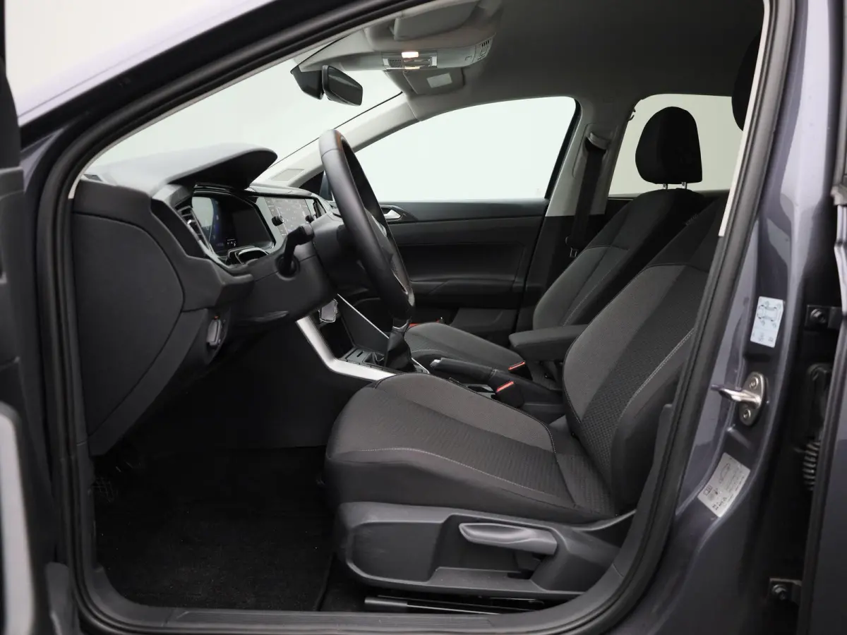 1.0 TSI Life Edition 95 PK | EM | Navigatie | Camera | Parkeersensoren | Adaptive Cruise Control | Apple Carplay | Android Auto | Privacy glas | LED | DAB | Digital Cockpit |