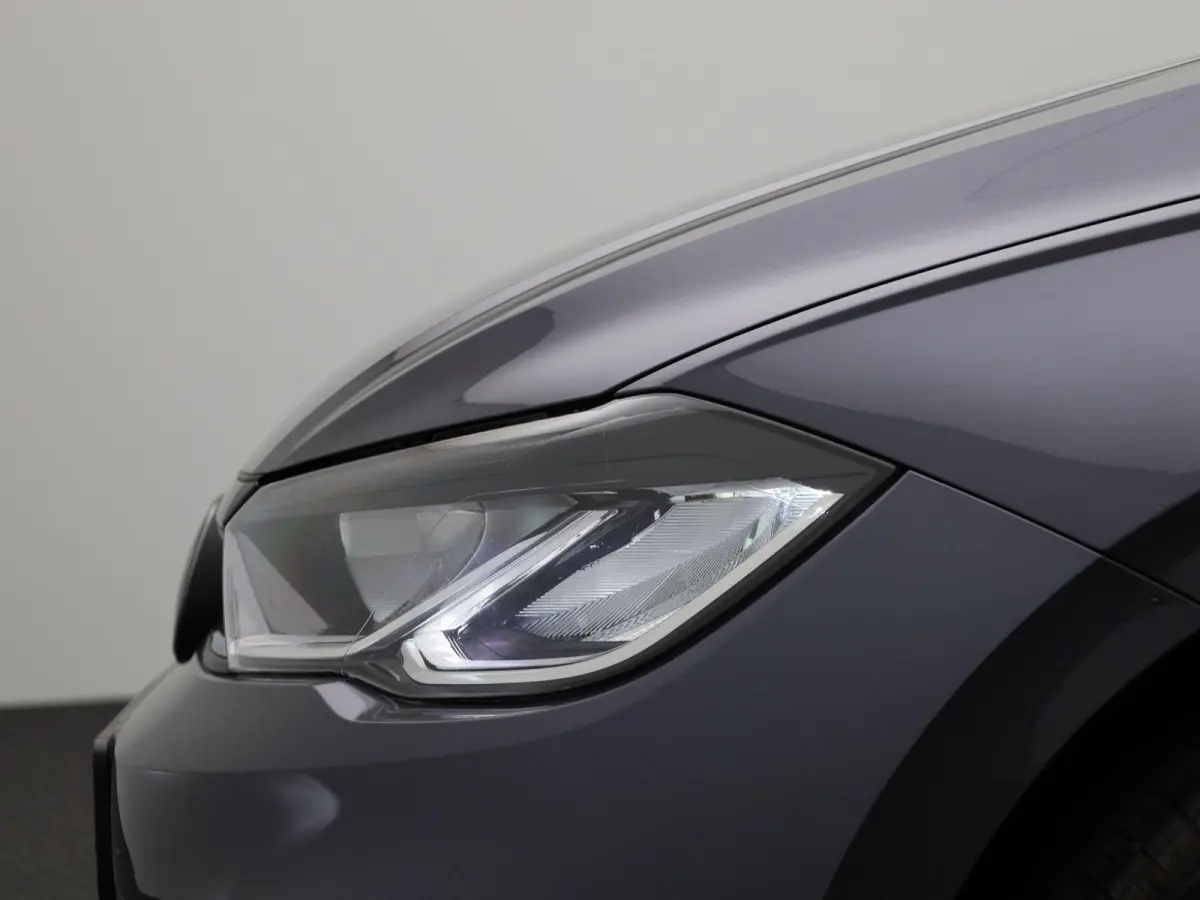 1.0 TSI Life Edition 95 PK | EM | Navigatie | Camera | Parkeersensoren | Adaptive Cruise Control | Apple Carplay | Android Auto | Privacy glas | LED | DAB | Digital Cockpit |