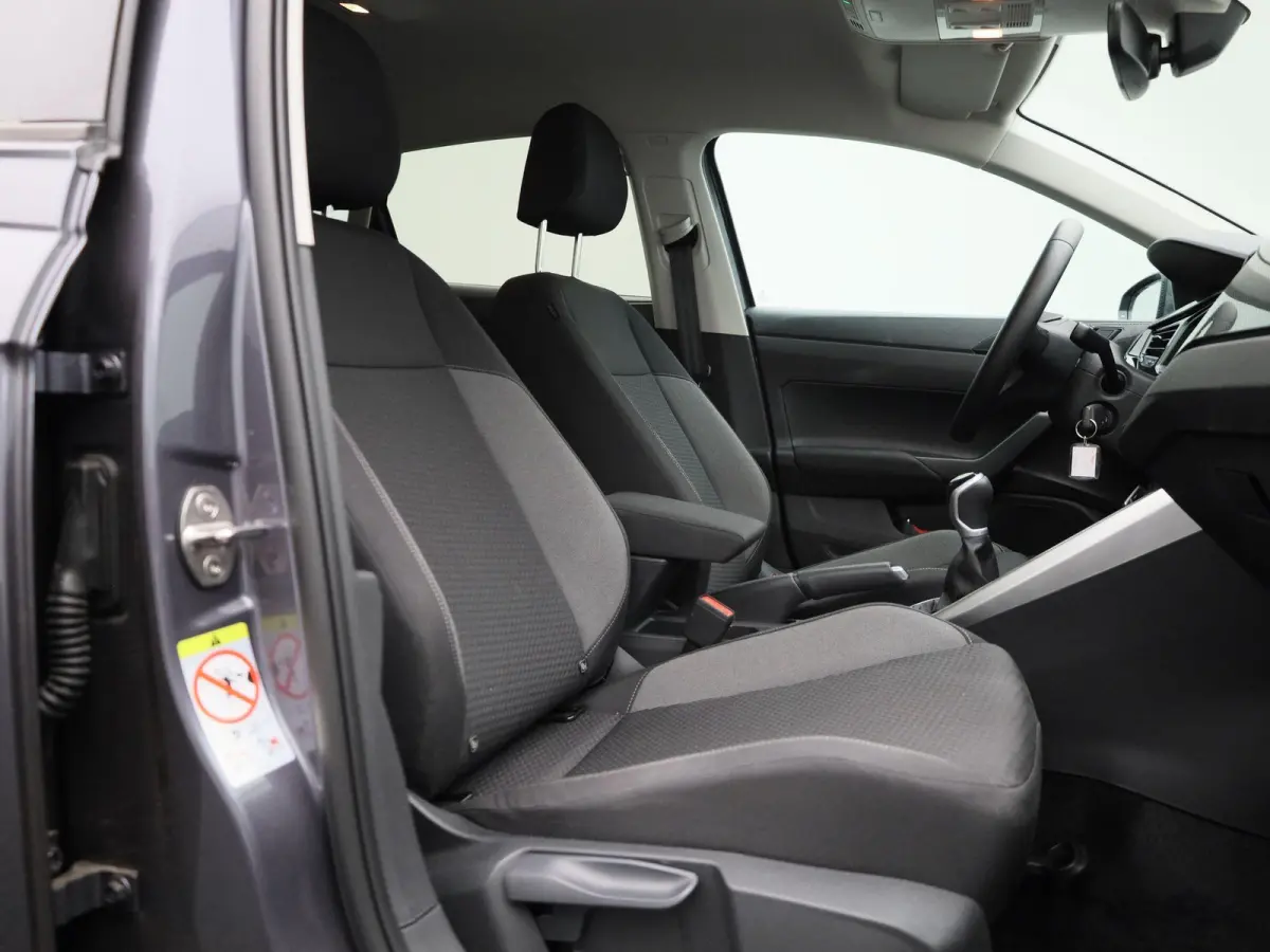 1.0 TSI Life Edition 95 PK | EM | Navigatie | Camera | Parkeersensoren | Adaptive Cruise Control | Apple Carplay | Android Auto | Privacy glas | LED | DAB | Digital Cockpit |
