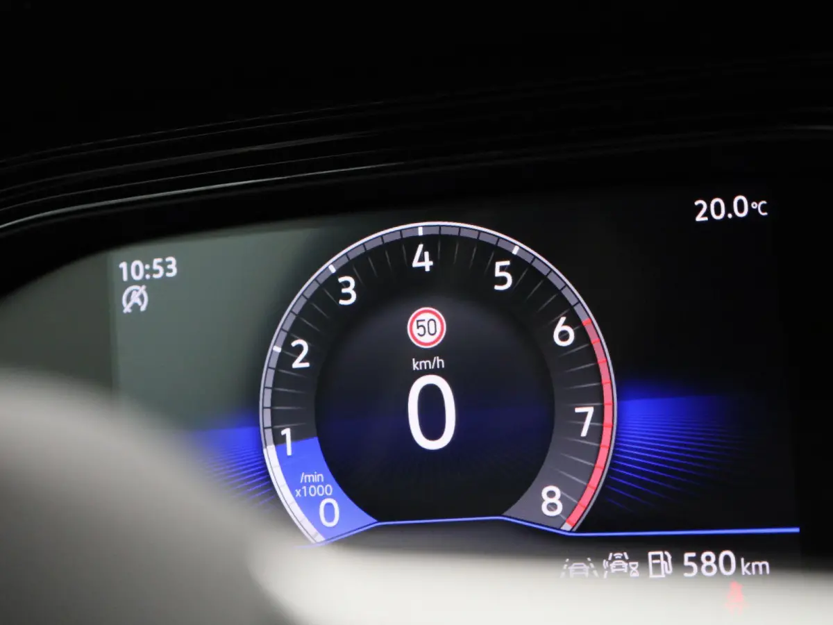 1.0 TSI Life Edition 95 PK | EM | Navigatie | Camera | Parkeersensoren | Adaptive Cruise Control | Apple Carplay | Android Auto | Privacy glas | LED | DAB | Digital Cockpit |