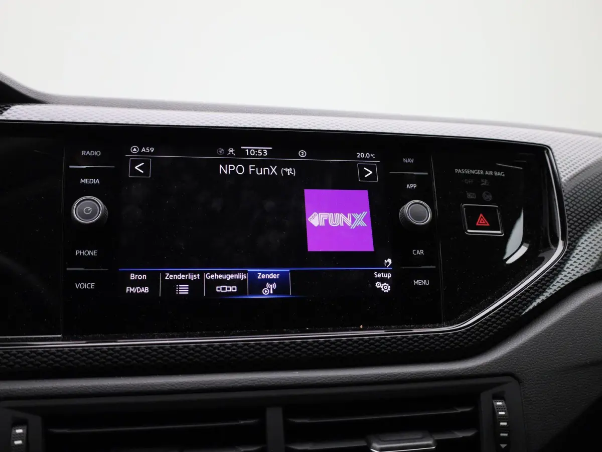 1.0 TSI Life Edition 95 PK | EM | Navigatie | Camera | Parkeersensoren | Adaptive Cruise Control | Apple Carplay | Android Auto | Privacy glas | LED | DAB | Digital Cockpit |