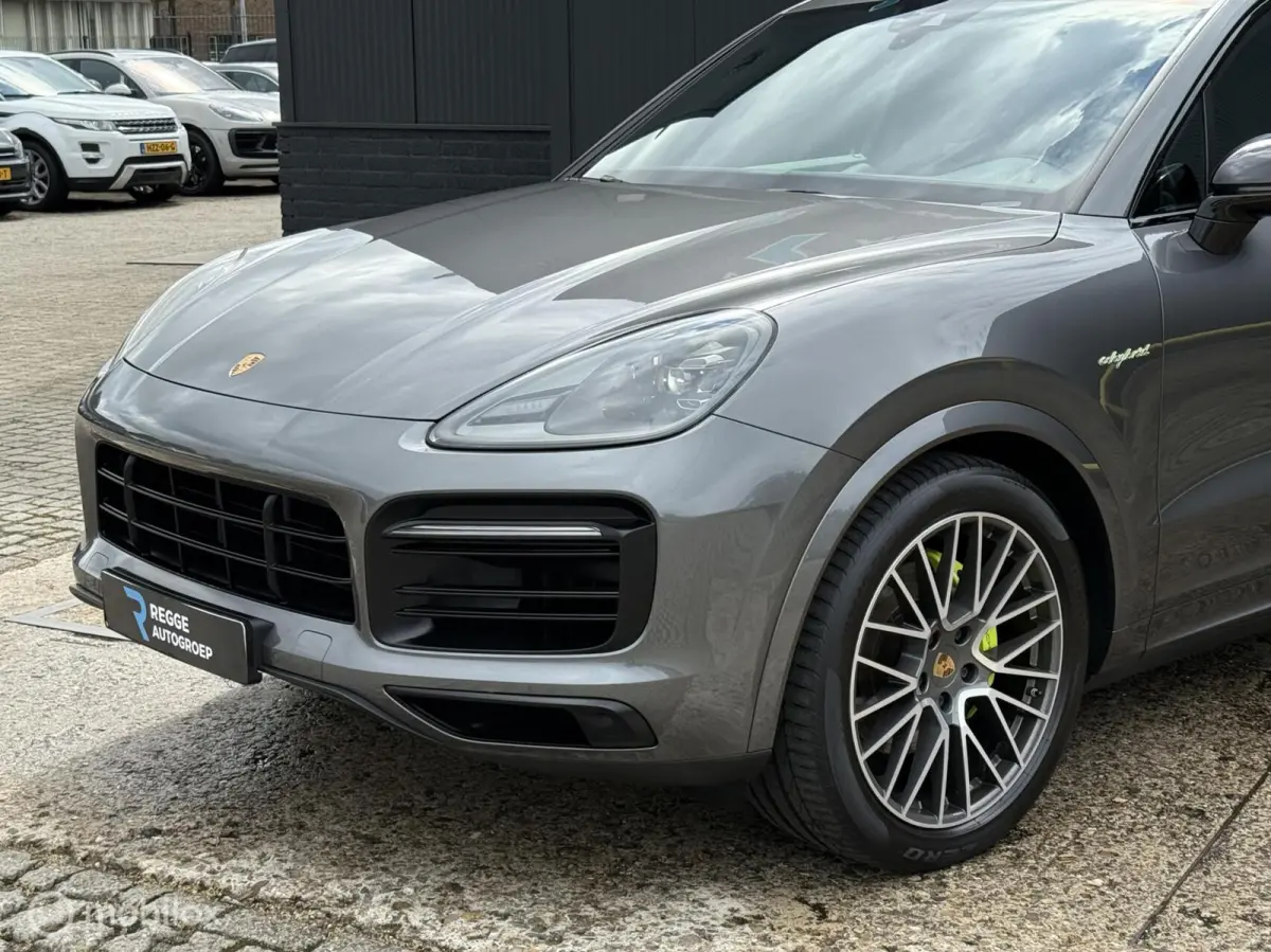 3.0 E-Hybrid SPORT DESIGN | TOPSTAAT
