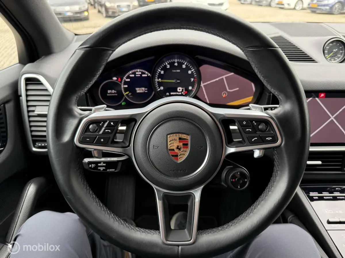 3.0 E-Hybrid SPORT DESIGN | TOPSTAAT