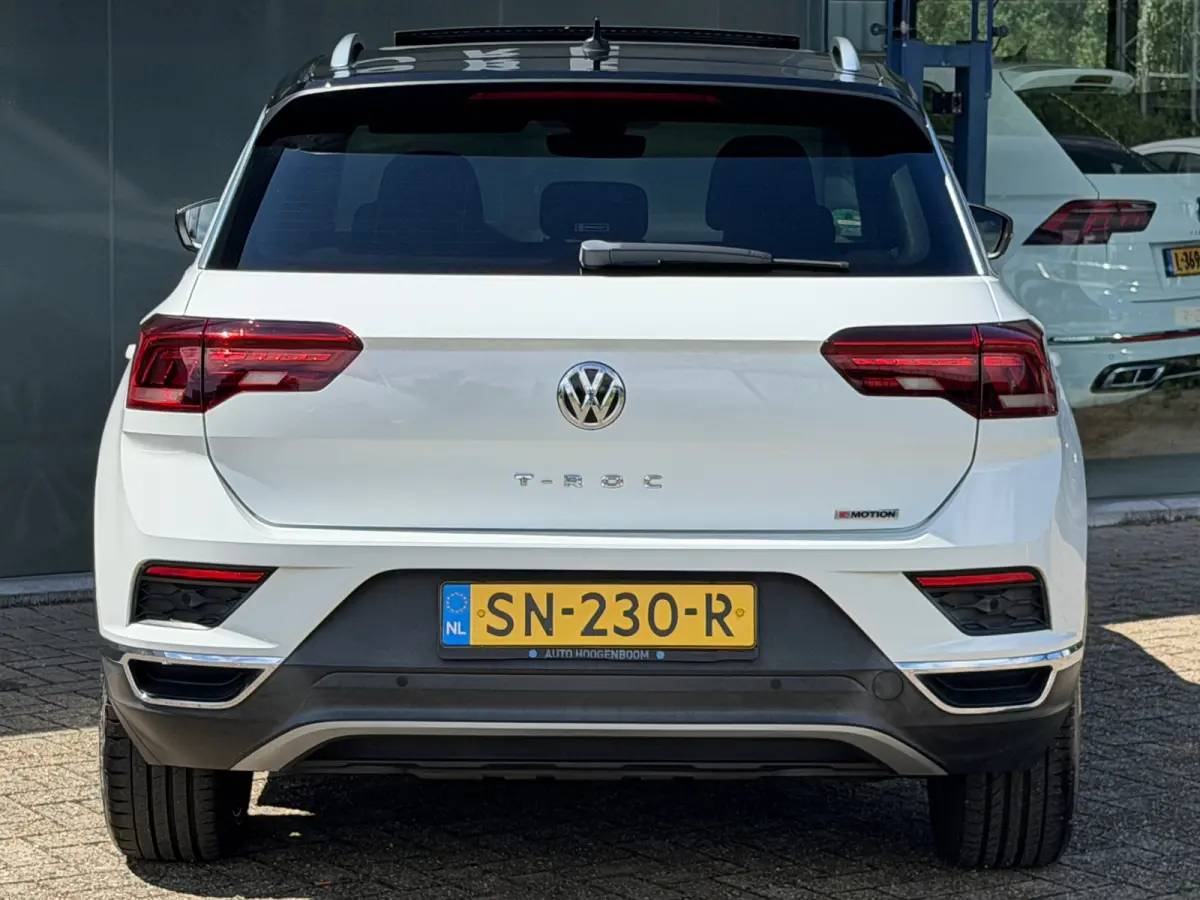 2.0 TSI 4Motion Sport Pano / Beats / Camera/Virtual/