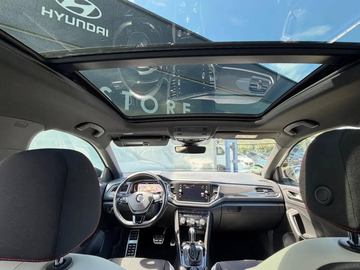 2.0 TSI 4Motion Sport Pano / Beats / Camera/Virtual/