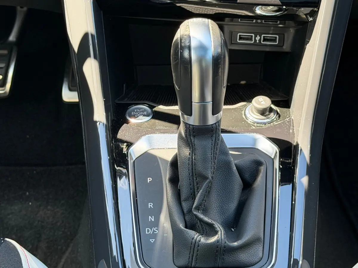 2.0 TSI 4Motion Sport Pano / Beats / Camera/Virtual/