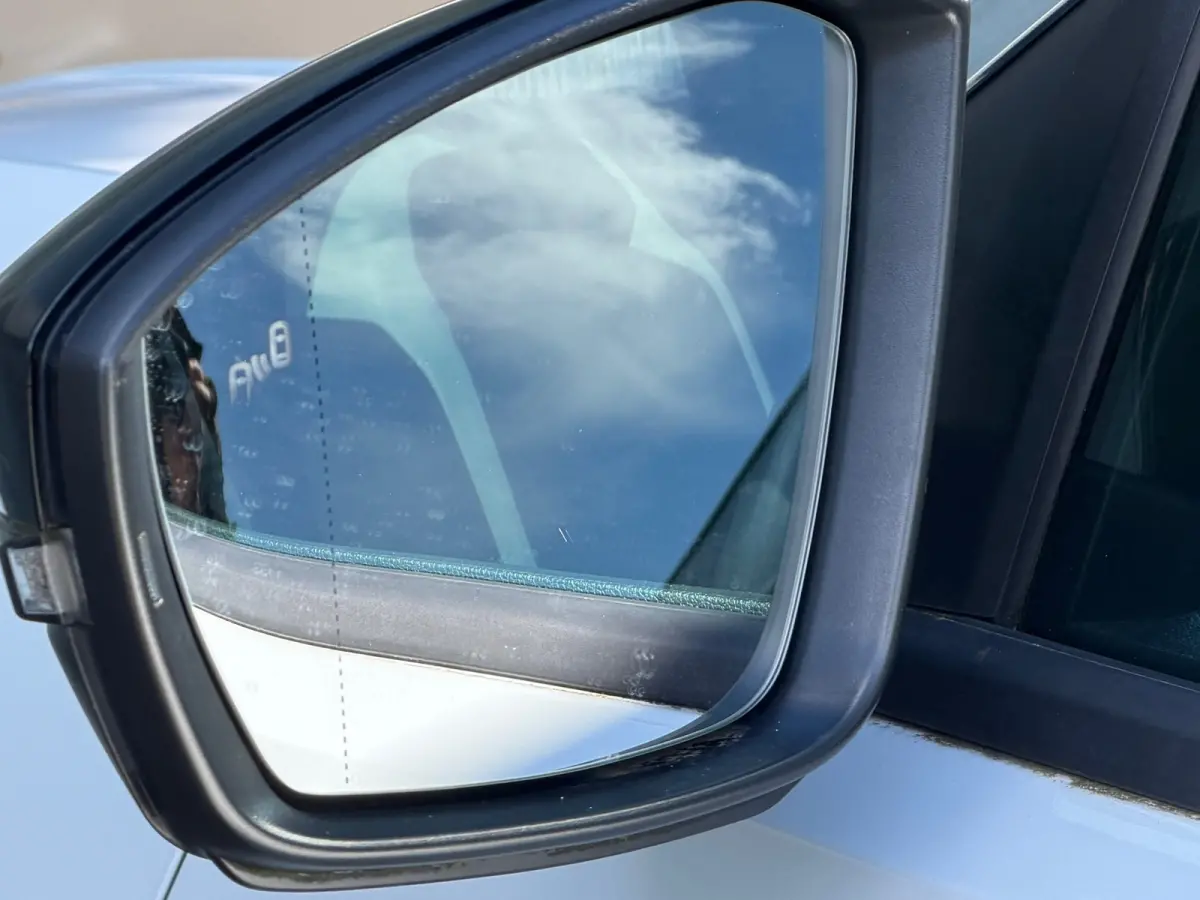 2.0 TSI 4Motion Sport Pano / Beats / Camera/Virtual/