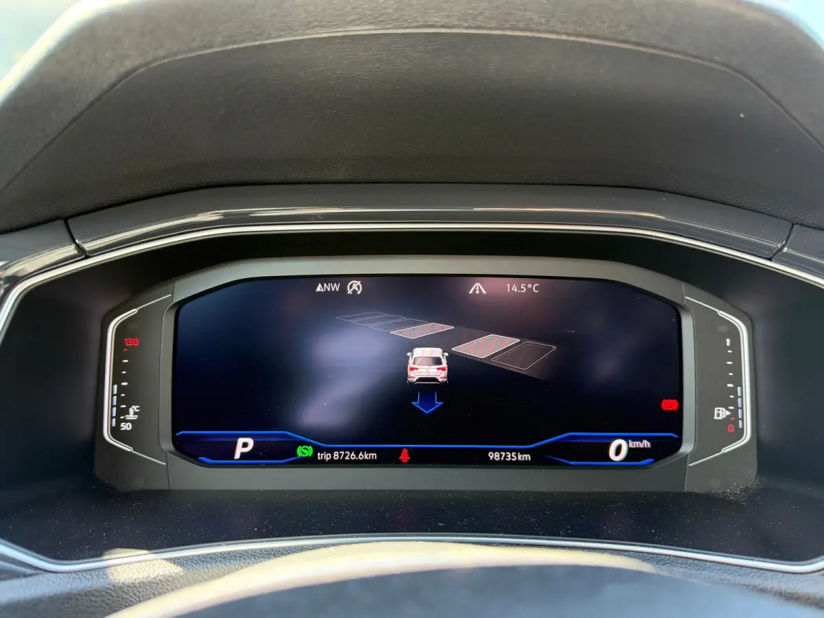 2.0 TSI 4Motion Sport Pano / Beats / Camera/Virtual/