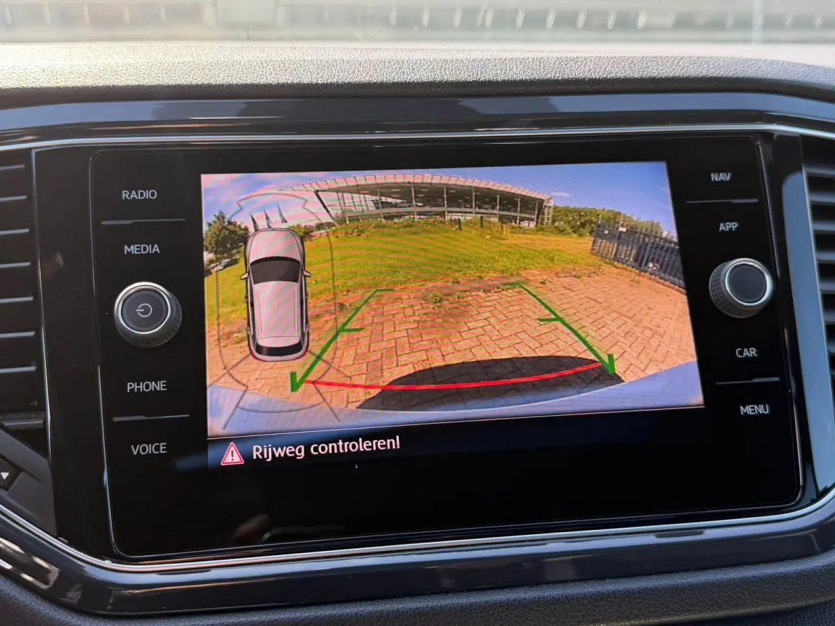 2.0 TSI 4Motion Sport Pano / Beats / Camera/Virtual/