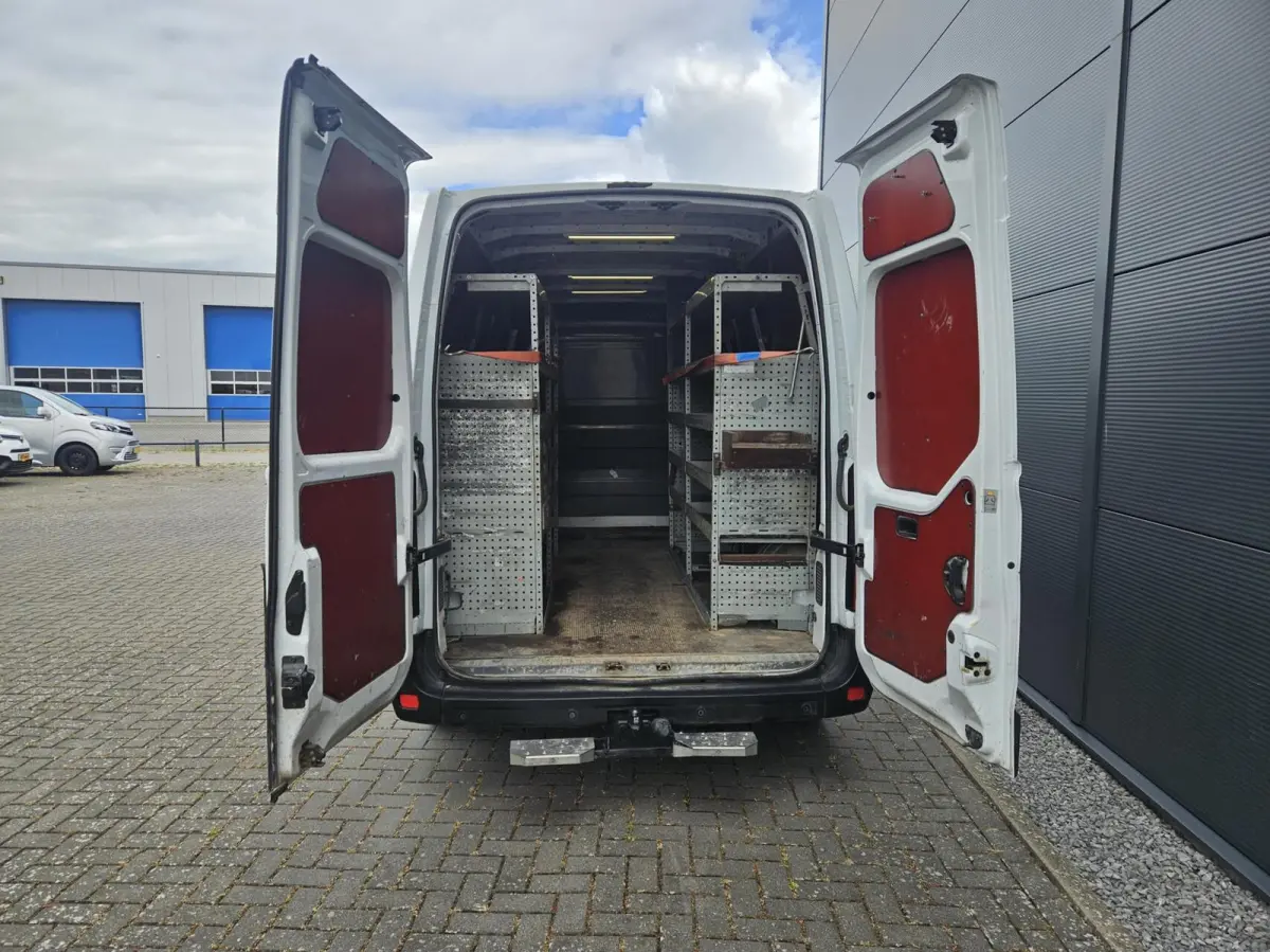 2.3 dCi L3H2 Airco 145 PK Navi 3-zits Cruise