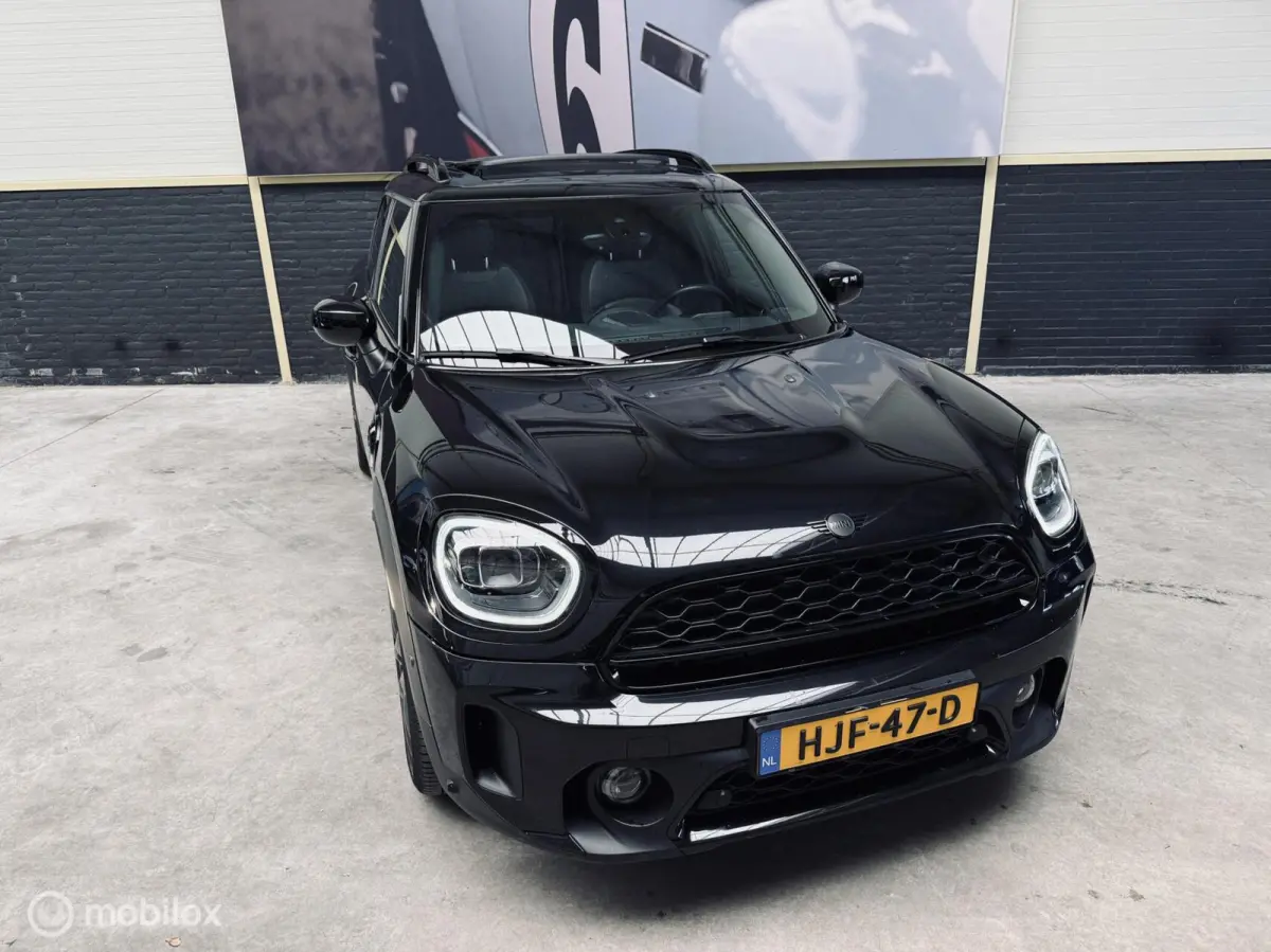 1.5 Cooper ALL4 MINI Yours