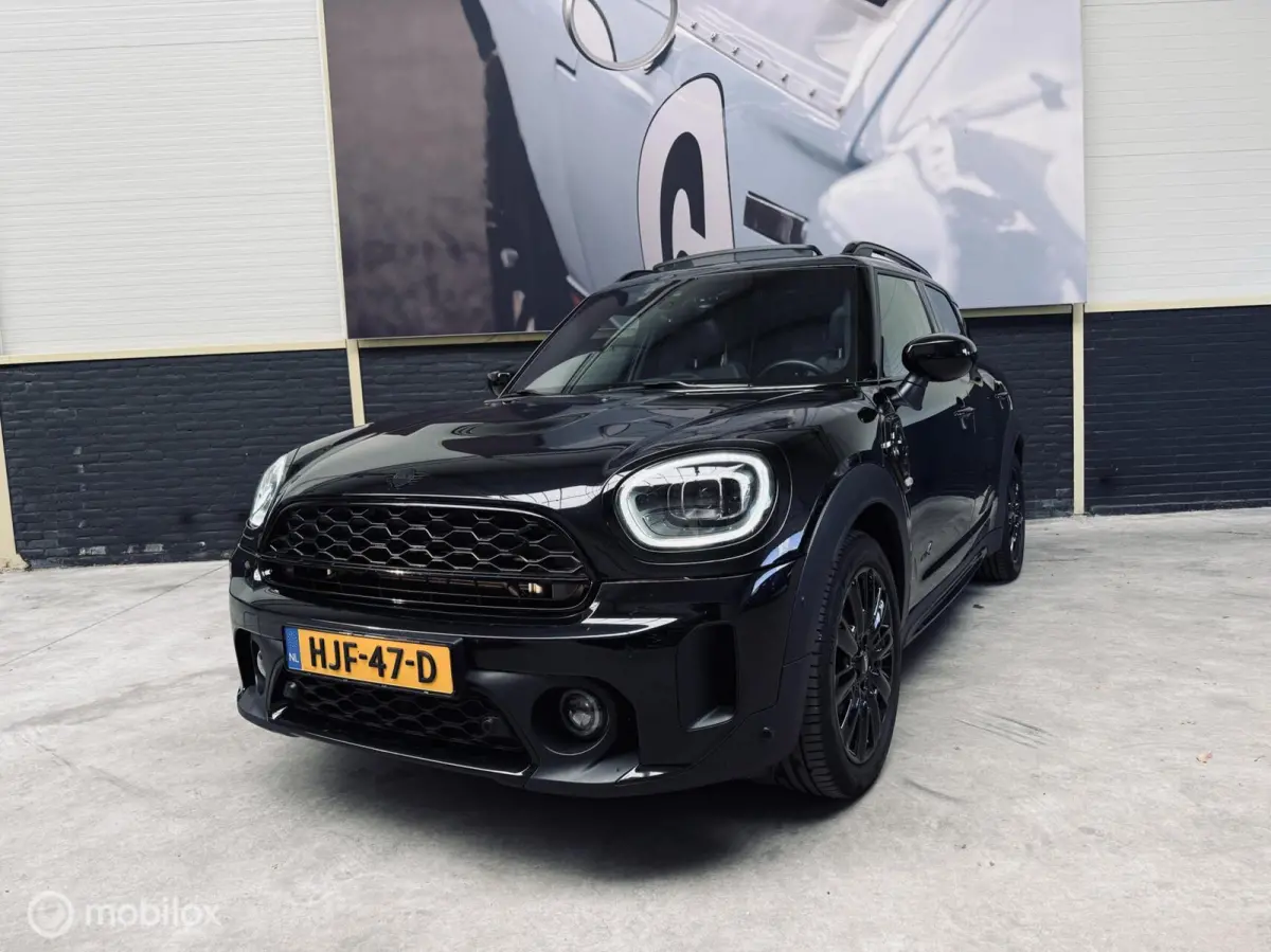 1.5 Cooper ALL4 MINI Yours