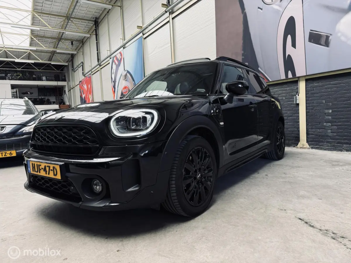 1.5 Cooper ALL4 MINI Yours