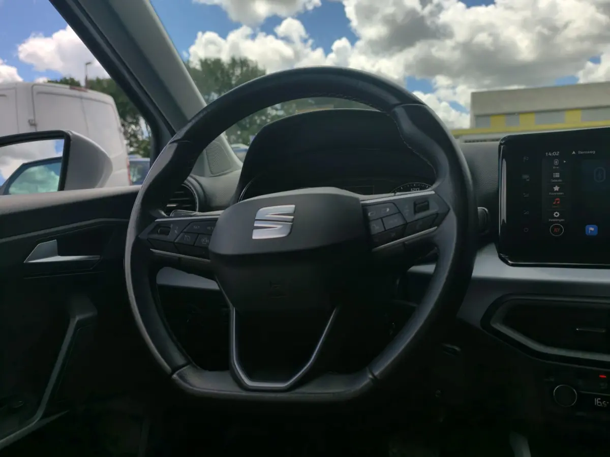1.0 TSI Style Business Intense / ATOMAAT / CARPLAY / NAVI / PDC / LM VLG /