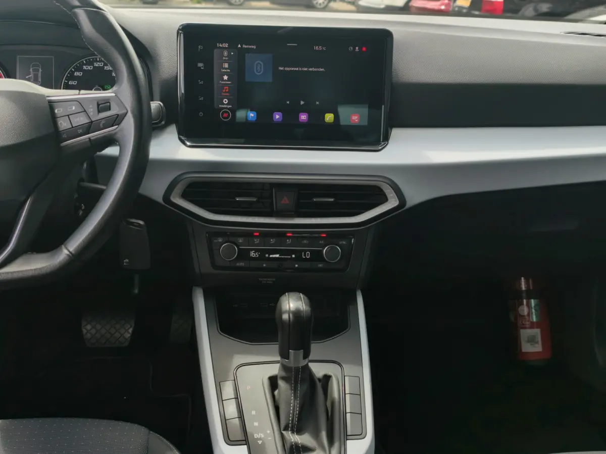 1.0 TSI Style Business Intense / ATOMAAT / CARPLAY / NAVI / PDC / LM VLG /