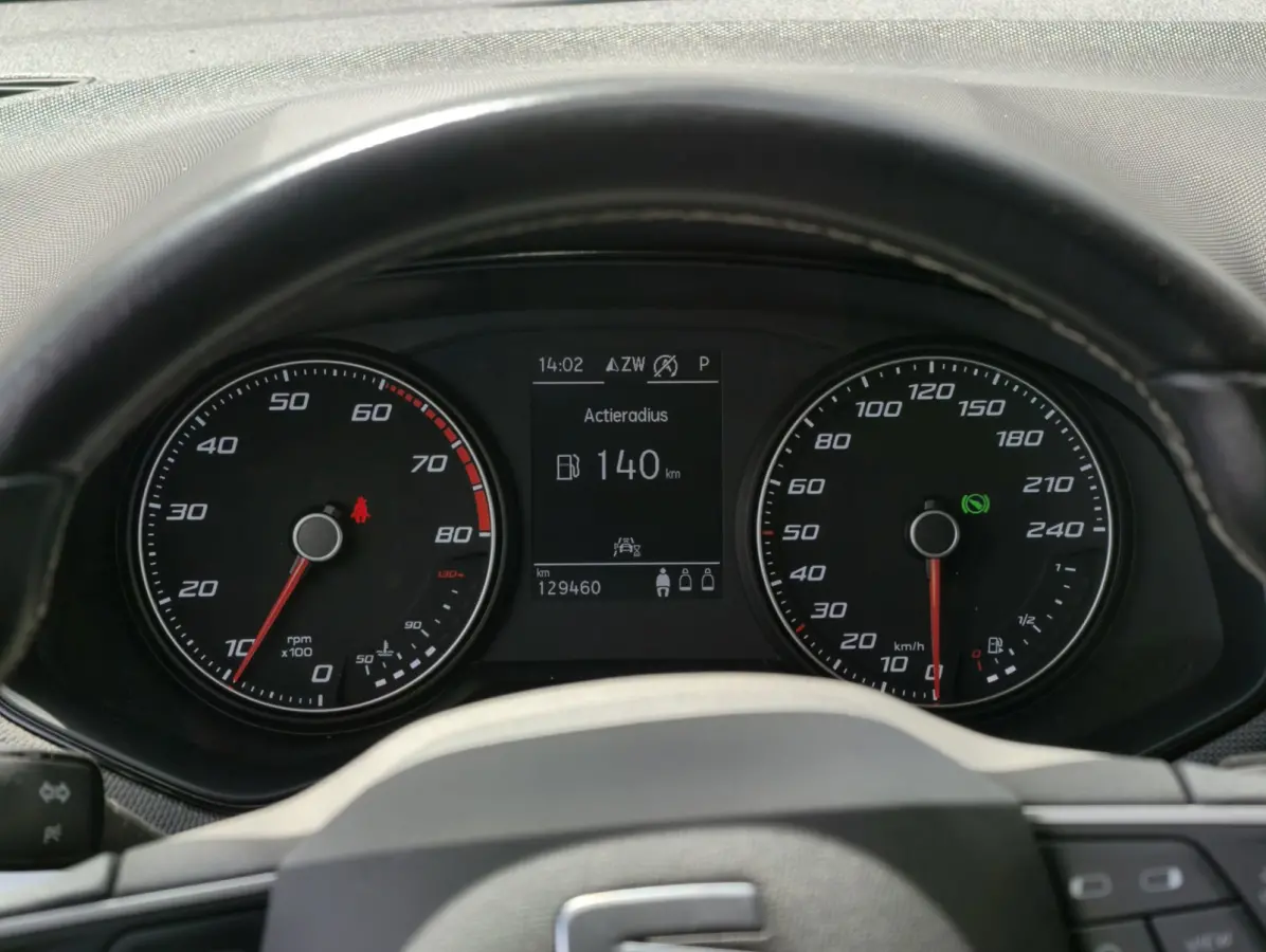 1.0 TSI Style Business Intense / ATOMAAT / CARPLAY / NAVI / PDC / LM VLG /