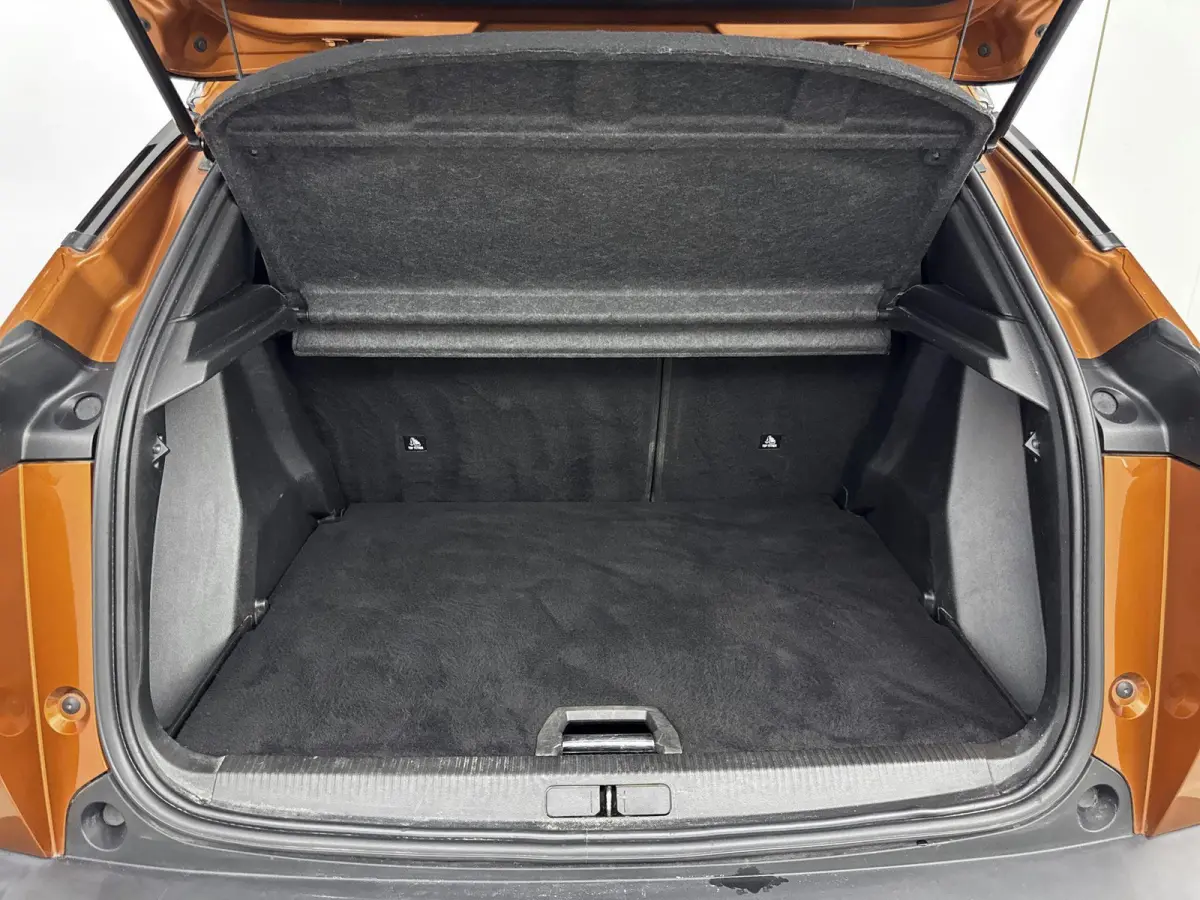 SUV EV GT Pack 50 kWh 136pk | Panorama/Schuifdak | Cruise Control Adaptief | Stoelverwarming | All Season Banden