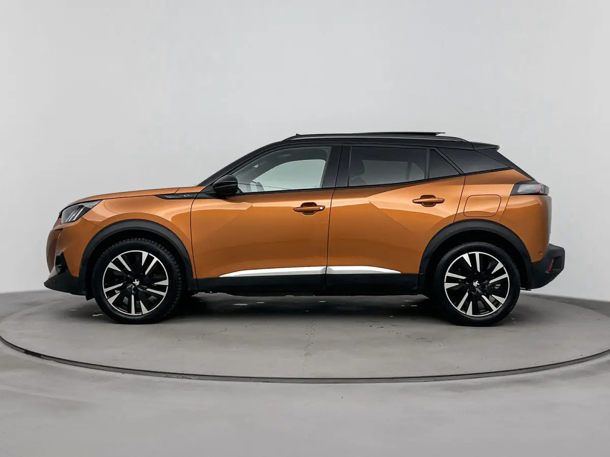 SUV EV GT Pack 50 kWh 136pk | Panorama/Schuifdak | Cruise Control Adaptief | Stoelverwarming | All Season Banden