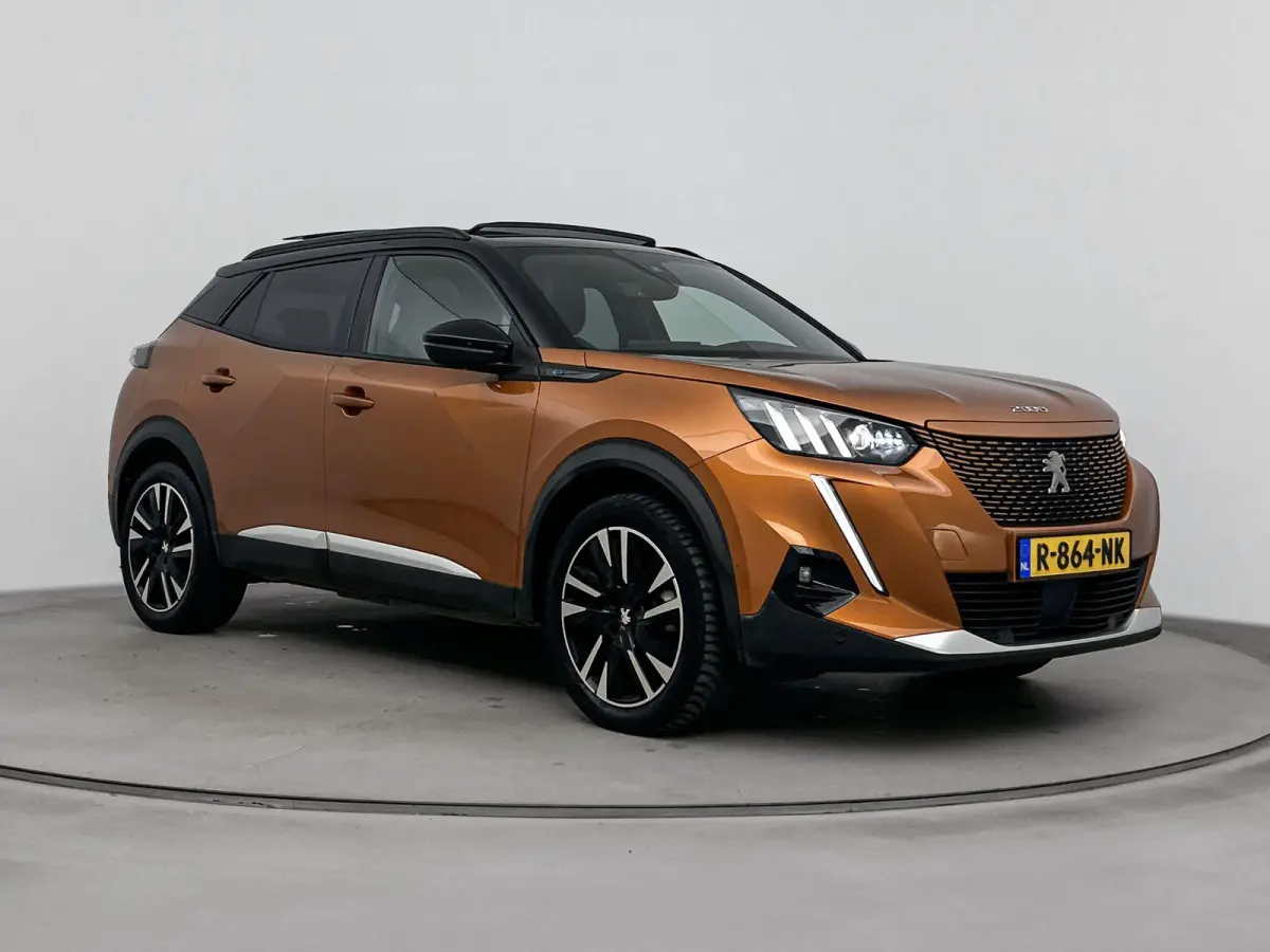 SUV EV GT Pack 50 kWh 136pk | Panorama/Schuifdak | Cruise Control Adaptief | Stoelverwarming | All Season Banden