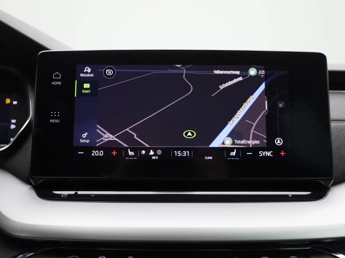 1.0 TSI Business Edition Plus 110 PK | APPLE CARPLAY - ANDROID AUTO | ADAPTIVE CRUISE CONTROL | ELEKTRISCHE KOFFERKLEP | STOELVERWARMING |