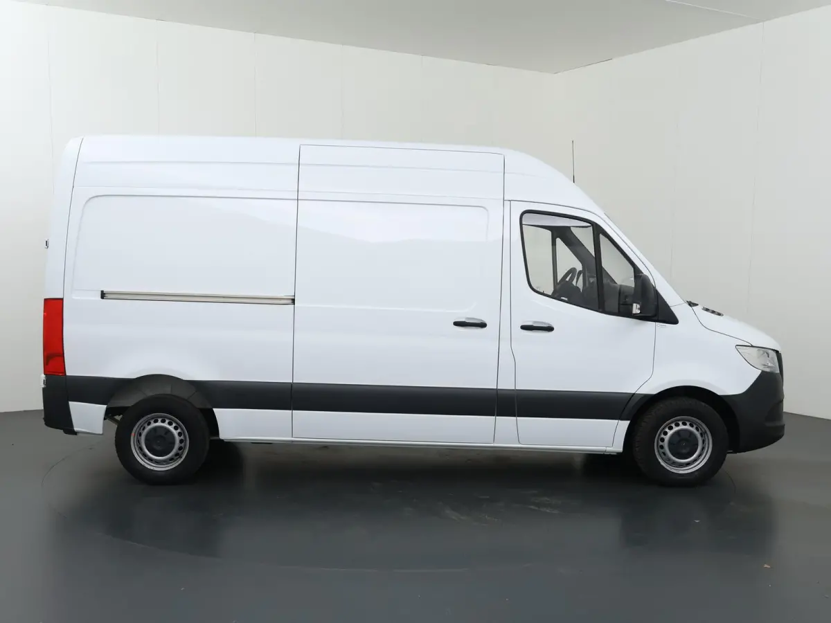 315 CDI | L2 H2 | FWD | AUT. | AIRCO | 2-ZITS | DODEHOEKDETECTIE | MULTIFUNCTIONEEL STUURWIEL | CERTIFIED