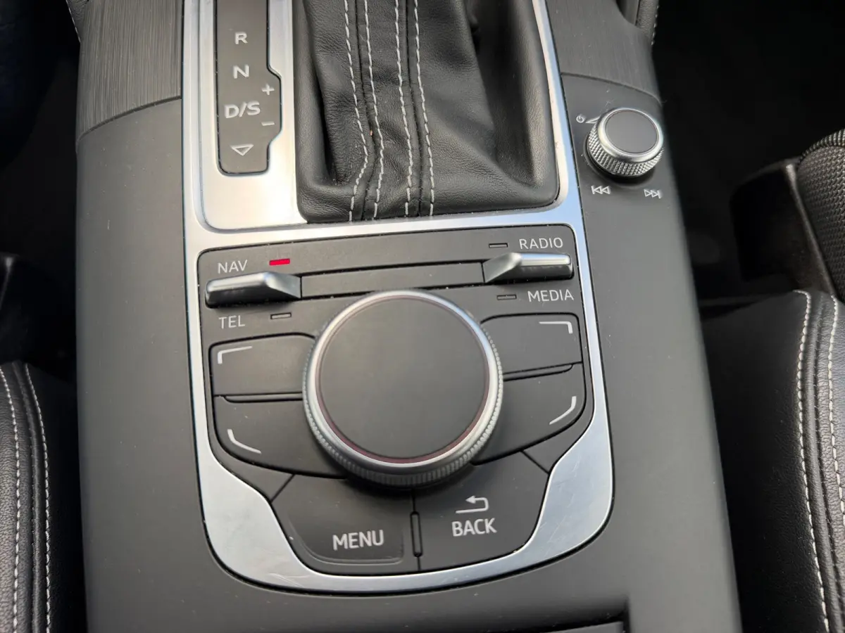 1.6 TDI 2X S-LINE AIRCO/ECC NAVI LED-XENON
