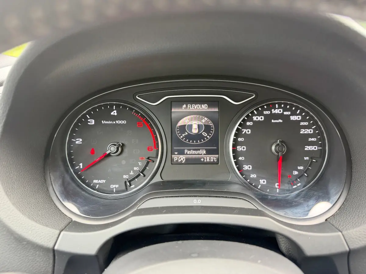 1.6 TDI 2X S-LINE AIRCO/ECC NAVI LED-XENON