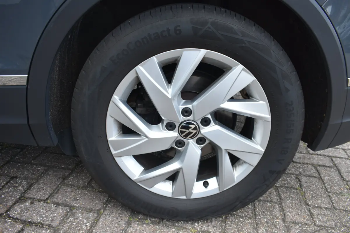 1.5 TSI 150PK DSG-7 Life Edition | TREKHAAK | CAMERA | STUUR + STOELVERW. | 18 INCH | APP CONNECT.