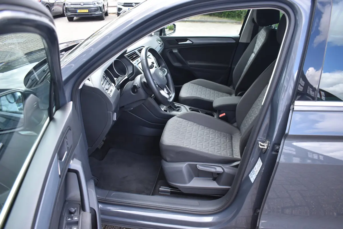 1.5 TSI 150PK DSG-7 Life Edition | TREKHAAK | CAMERA | STUUR + STOELVERW. | 18 INCH | APP CONNECT.