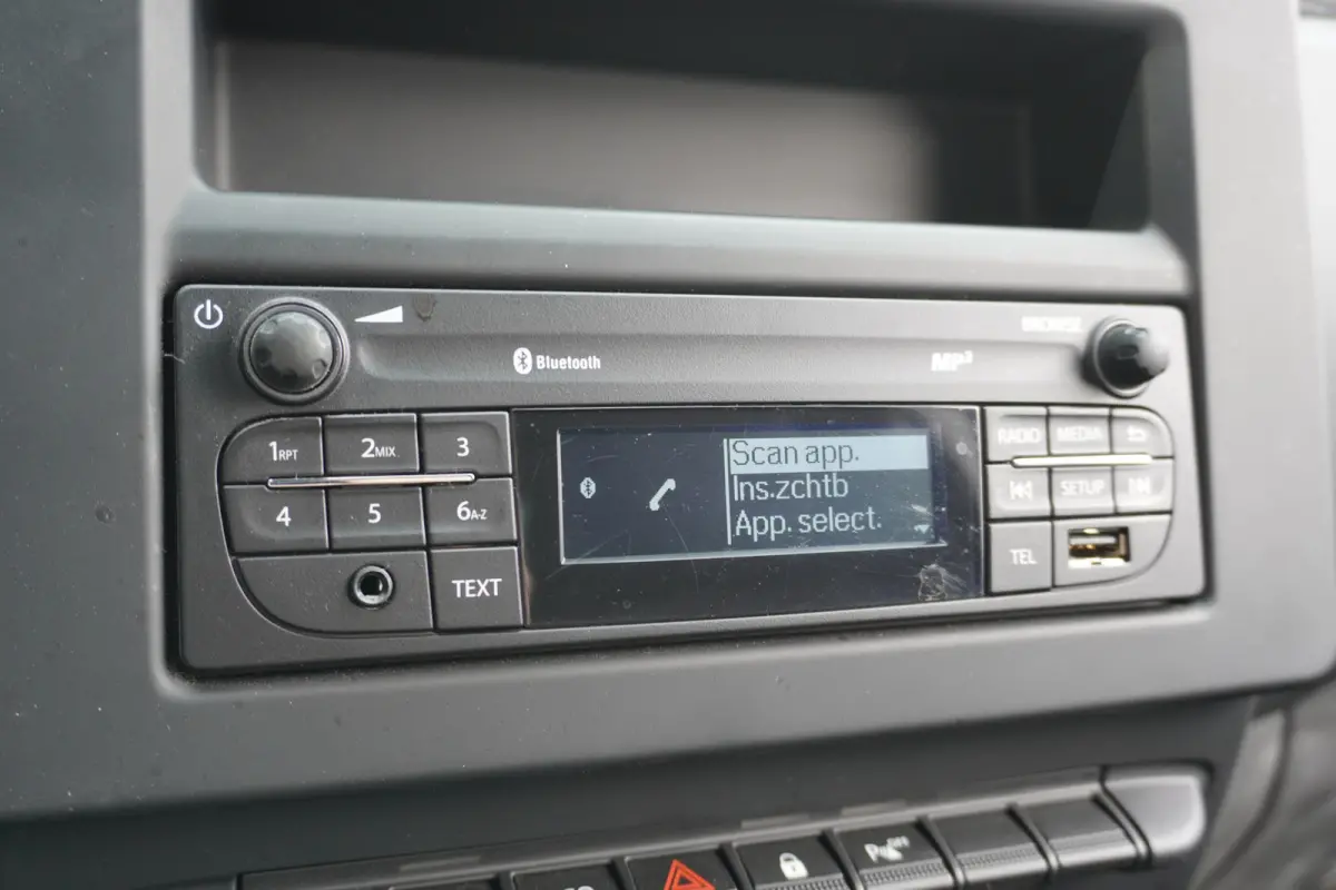 1.5 dCi EURO 6 - Airco - Cruise - PDC - € 10.900,- Excl.