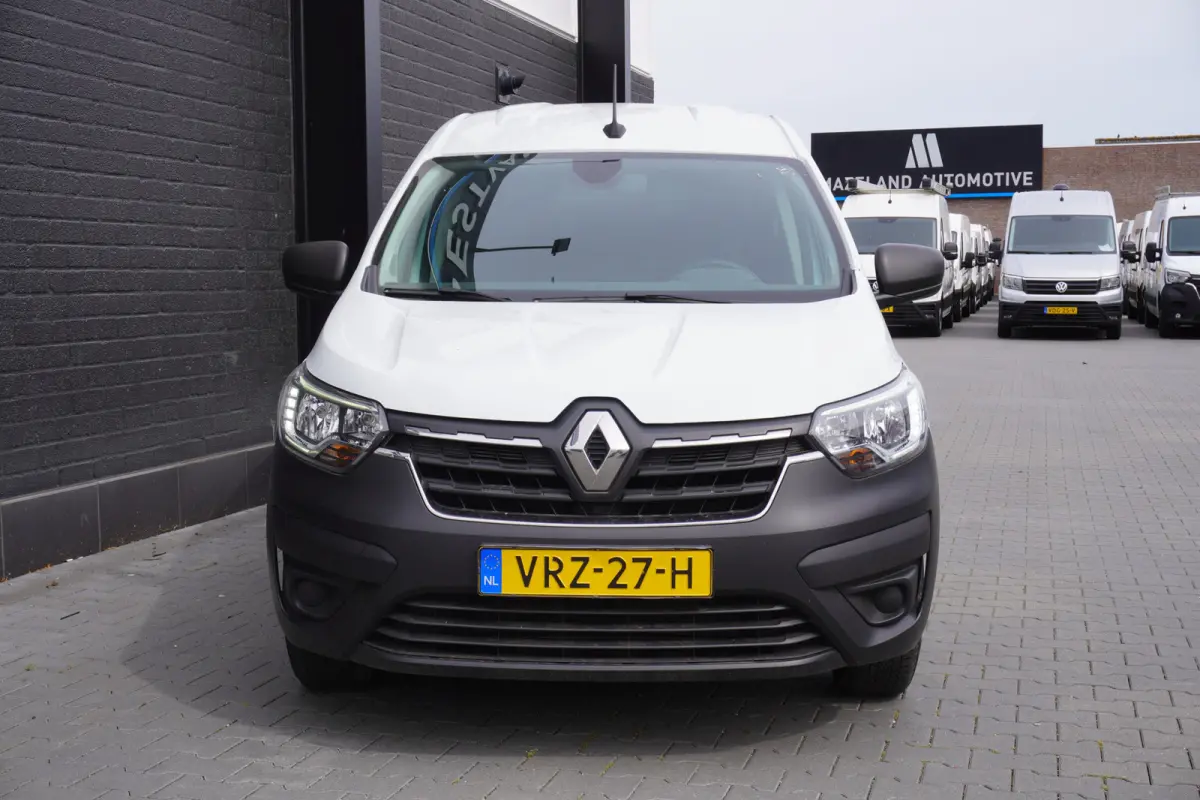 1.5 dCi EURO 6 - Airco - Cruise - PDC - € 10.900,- Excl.
