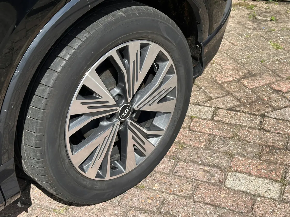 40 Launch edition Advanced 77 kWh FASE 3 Dealer ond